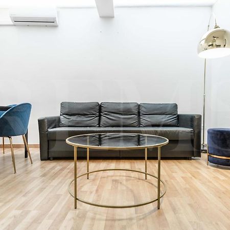 Apartament Modern Gem In Heart Of Malaga, Near Sights Rems Zewnętrze zdjęcie