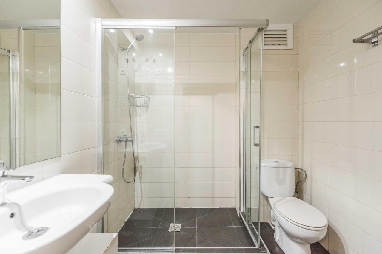 Apartament Modern Gem In Heart Of Malaga, Near Sights Rems Zewnętrze zdjęcie